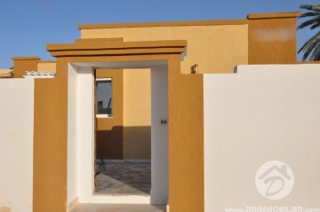V 107 -                            Sale
                           Villa avec piscine Djerba